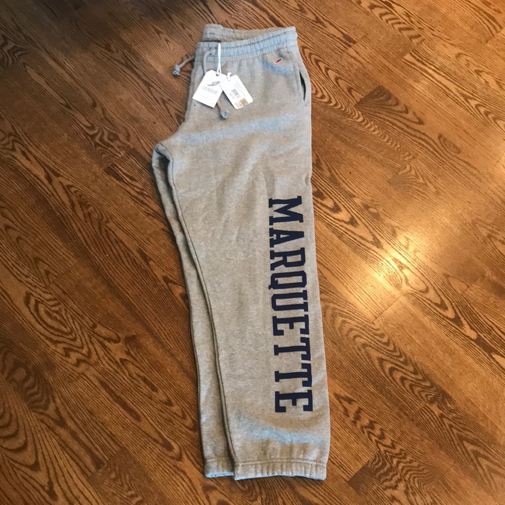 Authentic Marquette grey joggers